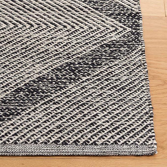 SAFAVIEH Montauk Collection Area Rug - 10' x 14', Black, Handmade Cotton, Ideal for High Traffic Areas in Living Room, Bedroom (MTK821D)