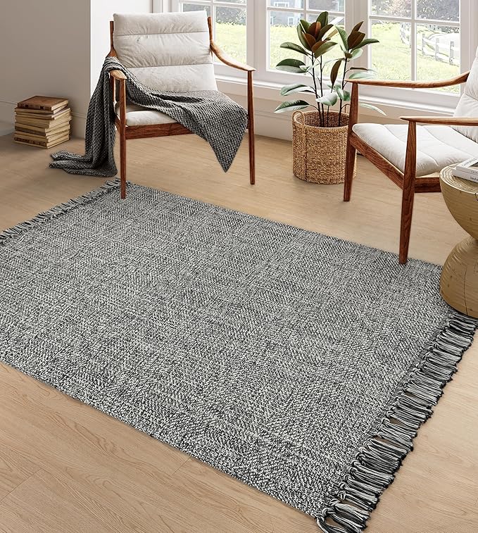 Collive Comfy Area Rug 4' x 6', Grey/Cream Woven Cotton Bedroom Rugs, Modern Indoor Accent Rug Floor Carpet with Tassel for Living Room, Nursery Room, Dining Room, Bedside, Office, Patio Decor